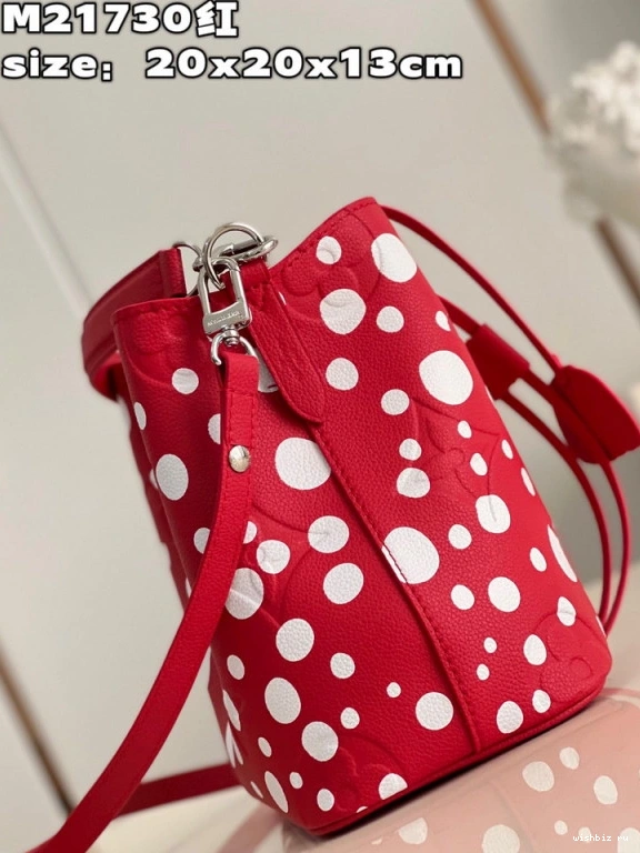WIS NÉONOÉ LOUIS VUITTON 0827